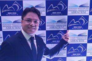 Jimmy Deyglisson participa de evento da ABRACRIM